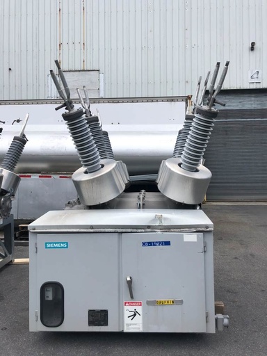 3000 Amp, SIEMENS, No. SPS2-72.5-40-2, 72500 V., 2015, 125 VDC CLOSE & TRIP:1