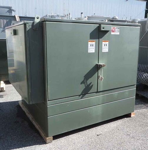 to 600 Amp S&C PMH-9 Source Transfer Switch, 15000 Volts, Cat. #56252R1