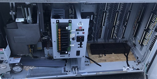 3000 Amp, SIEMENS, No. SPS2-72.5-40-2, 72500 V., 2010, FA2.20 MECH, 125 VDC:1
