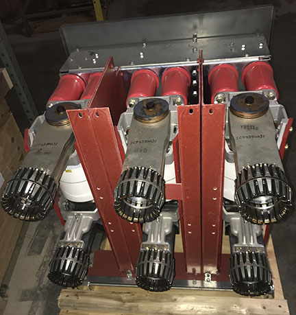 1200 Amp, EATON, 50VCP-W63, 4760 V., 2007, 120 VAC CLSE & TRP, 125 VDC/AC MOTOR