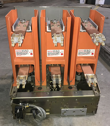 1200 Amp, GE, VB1-13.8-500-1, 15 KV, E/O, D/O, 240 AC CLOSE, 325 DC TRIP, ML-18