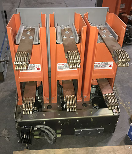 1200 Amp, GE, VB1-13.8-750-2, 15 KV, E/O, D/O, 125 AC CLOSE, 125 DC TRIP, ML-18