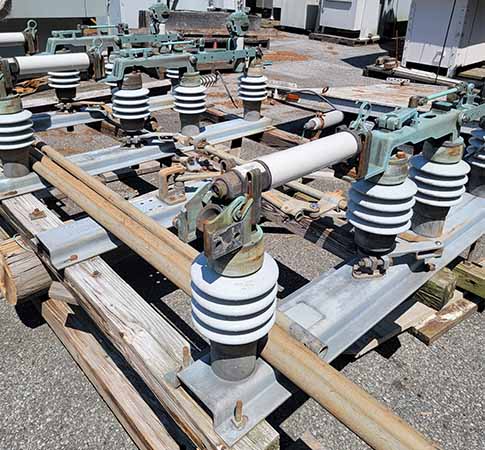 600 Amp, S & C, No. SM-4, 14400 V, GOAB SWITCH