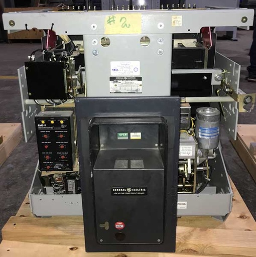 4000 Amp, GE, AKR-7F-100, 480 V., AIR CIRCUIT BREAKER