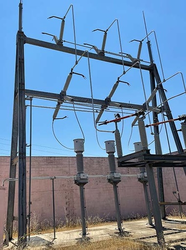 1200 Amp, 115 KV, PASCOR CBSC Gang Operated Center Break Slant Switches