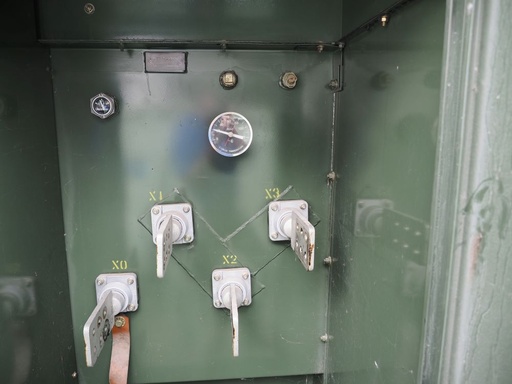 1000 KVA, Pri 12470 D, Sec 480 Y/277, 1993, RADIAL FEED, LIVE FRONT