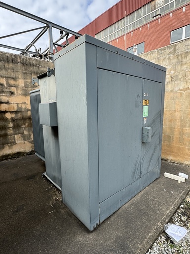 1500 KVA Roberts 12470Y - 480D DF/RF Oil filled Pad-mount Transformer