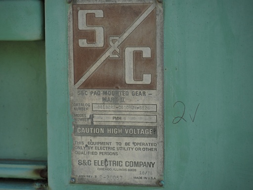 600 Amp 17 kV S&C Pad-Mount Switch, PMH-9, Cat No: 881832R2-C3DGHJV-S126