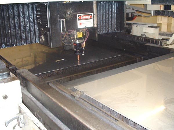 Cincinnati CL-6, 1500 Watt, 48 x90 table, 1/2 cutting cap, 2200 ipm pos spd,Fanuc 16L,'95