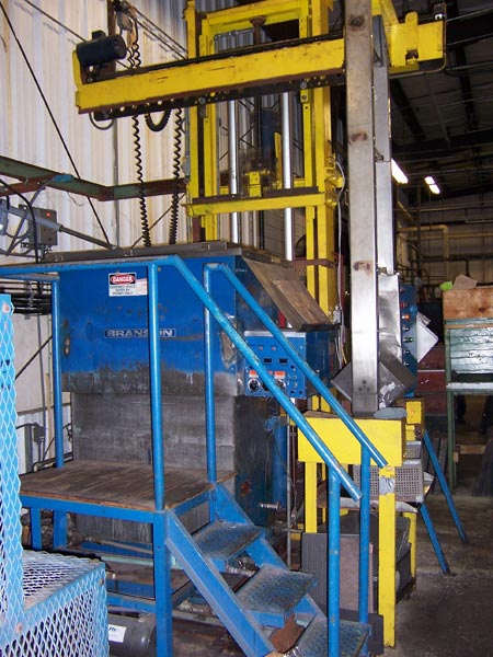 No. PSD-WSD 2024, Branson, Ultrasonic, immersion 2-stage automatic cycle, all SST, 16 W x 11 L x 10 D basket size - new 1980