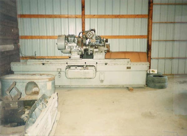 22 x 27 , Landis, No. Type C, 12 in/out (throw), 32 Dia Wheel, Reconditioned, 1981