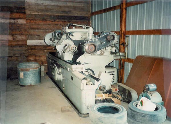 22 x 27 , Landis, No. Type C, 12 in/out (throw), 32 Dia Wheel, Reconditioned, 1981