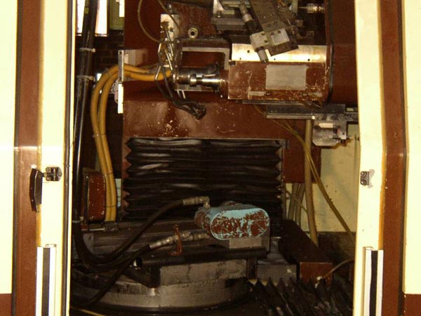 Huffman,No. 75 RS,5-CNC Cntrld,7 Ax,3 Max Cap,8 whls,loads of tooling & special features,'90