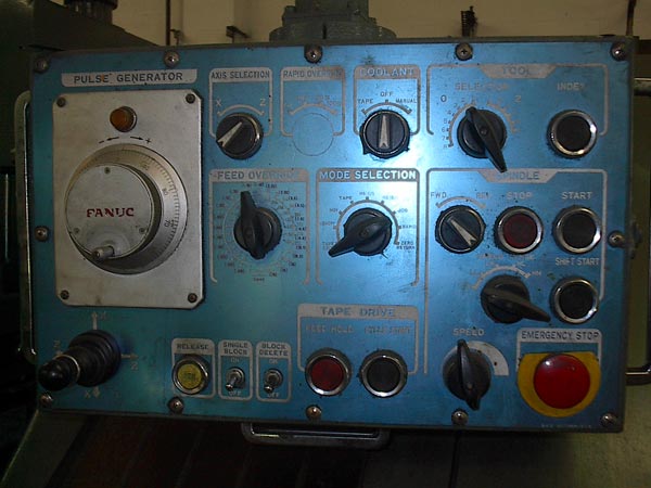 Mazak,PowerMaster,Fanuc 6TB,Flat bed chkr,4-5/8 spdl bore,60HP,Ocagon F-B turret,New 80s