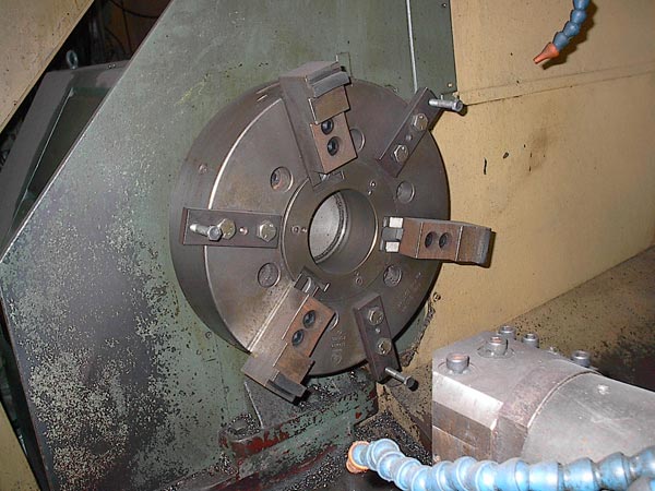 Mazak,PowerMaster,Fanuc 6TB,Flat bed chkr,4-5/8 spdl bore,60HP,Ocagon F-B turret,New 80s