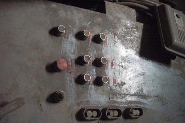 No. 5CF, Wheelabrator, 27 x 36, Tumblast Model, RLM w/hopper,Loaded & Elevator, 15HP, 1960s