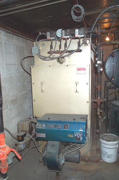 Les Inc,15PSI,#HF3-70,LoPress.,2.8M BTU Gas,286SF Heat Surface Area,Condensate Tnk,Regultr