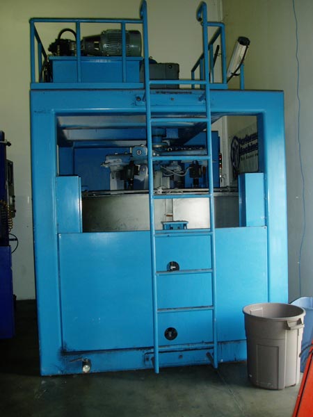 DCM Auto Whl Polishing Mach,Mdl DWF-4,Multi Work Arms,40 HP, for Automotive Alloy Whls, '02
