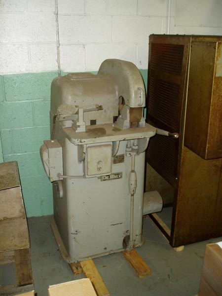 DeWalt, No. ME-1, 4-1/4 Dia Cap, Cut-Off,10 -12 Whl Size, 4-1/4 cap, 1980s