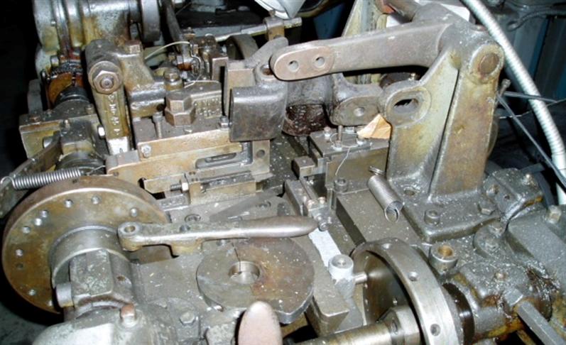 NILSON MODEL #S-00 WIRE FORMING FOUR-SLIDE MACHINE