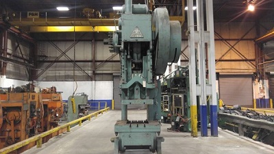110 TON CLEARING OPEN BACK INCLINABLE PRESS