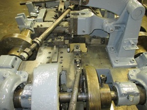 NILSON MODEL #S2-F FOUR-SLIDE WIRE FORMING MACHINE