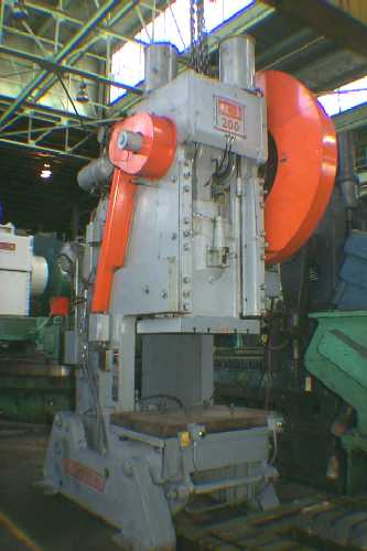 200 TON CLEARING OBI PRESS