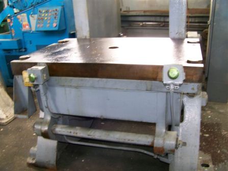 200 TON CLEARING OBI PRESS