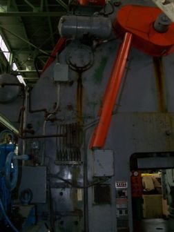 200 TON CLEARING OBI PRESS