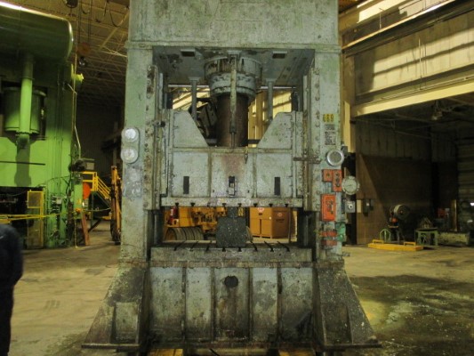 200 TON VERSON #200-HD1-60T HOUSING TYPE HYDRAULIC PRESS