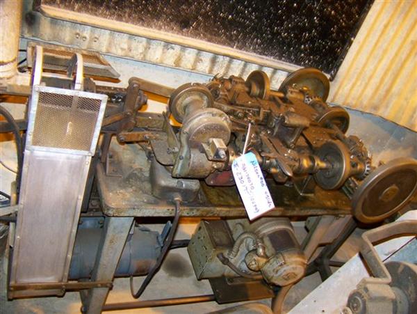 NILSON MODEL #S-00 4-SLIDE WIRE FORMING MACHINE