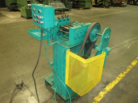 3/8 TORRINGTON MODEL #1819 12 ROLL 2-PLANE TUBE & ROD STRAIGHTENER