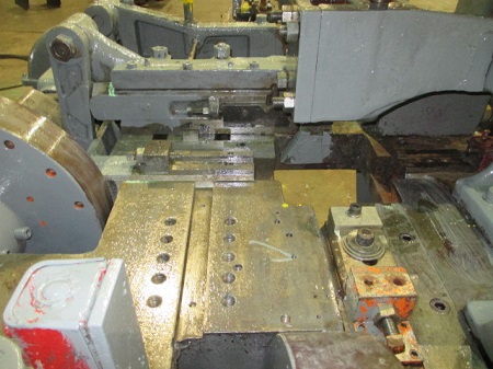 NILSON MODEL #S-5 4-SLIDE WIRE FORMING MACHINE