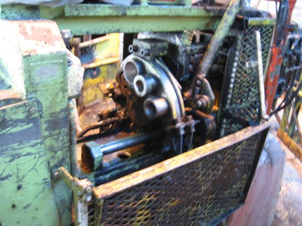 VAUGHN MODEL 84-24-60 VERTICAL DROPOFF BULLBLOCK