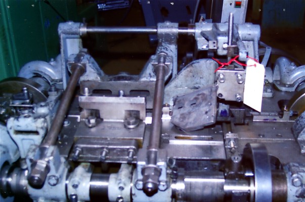 NILSON MODEL #S-1F 4-SLIDE WIRE FORMING MACHINE