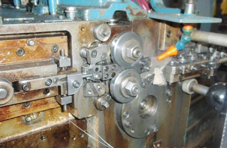 TORRINGTON MODEL #W10A SEGMENT TYPE WIRE SPRING COILER