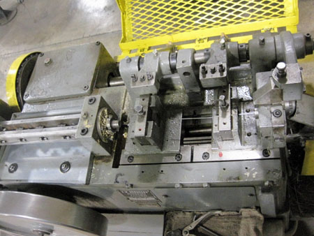 BUNDGENS MODEL #UDI/350, WIRE STRAIGHTENER & CUTOFF