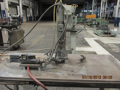 ARO 1/4 AIR DRILL WITH L VENTS