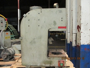 2 TON DENISON MULTIPRESS M# A HYDRAULIC PRESS