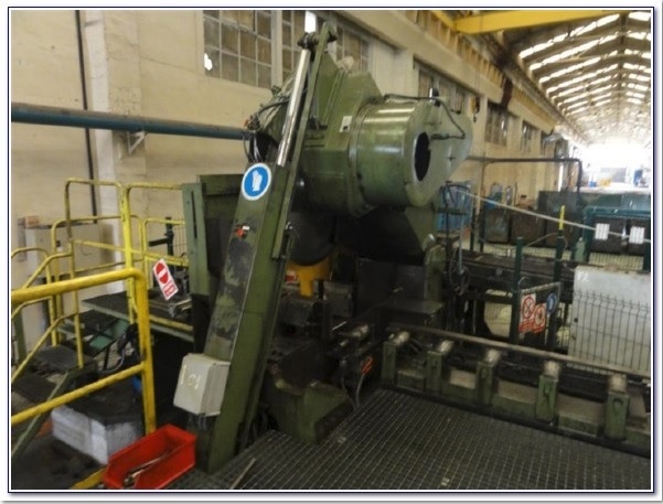 1300mm KALTENBACH MODEL HDM-1300 AUTOMATIC SAW