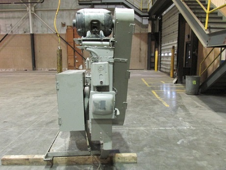 MANVILLE MODEL # 3-B (#20) THREAD ROLLER