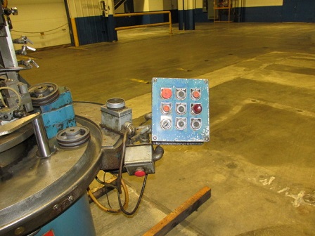 STANDARD #10-902 TOOL SECONDARY OPERATION DRILLING AND TAPPING MACHINE