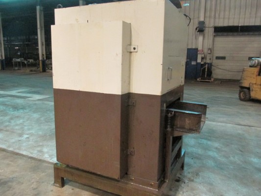 SAKAMURA PARTS WASHER WITH ELECTRICAL PANEL AND CHAIN CONVEYOR