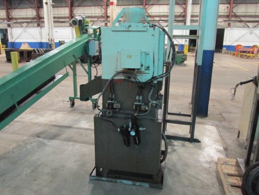 SAKAMURA PARTS WASHER WITH ELECTRICAL PANEL AND CHAIN CONVEYOR