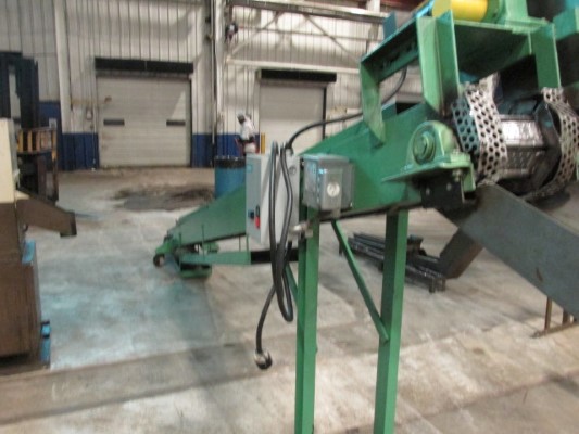 GREEN CHAIN CONVEYOR