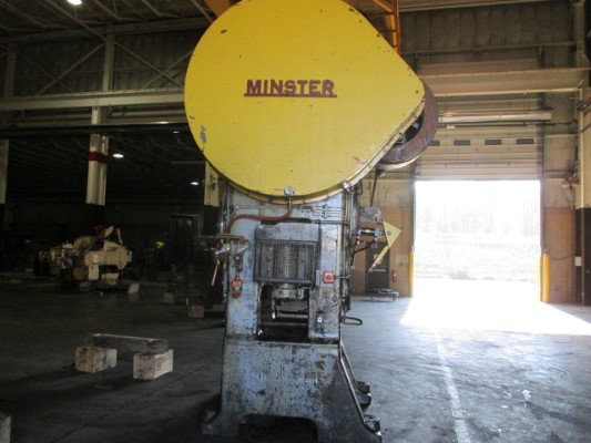 200 TON MINSTER STRAIGHT SIDE SINGLE CRANK PRESS