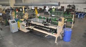 6' BERGANDI MODEL WWVR0511 FLAT TOP WELDED SELVAGE CHAIN LINK WEAVING MACHINE