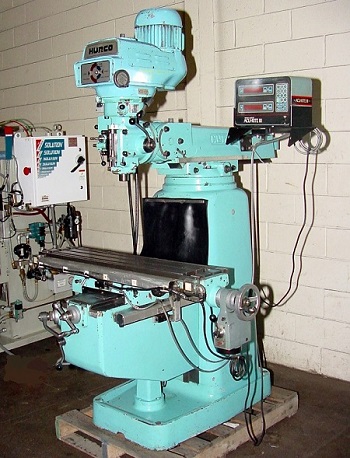 9 x 42 HURCO VERTICAL MILLING MACHINE