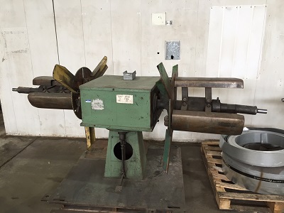 2,500 Lb. DOUBLE END COILER