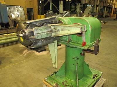 MANDREL TYPE UNCOILER